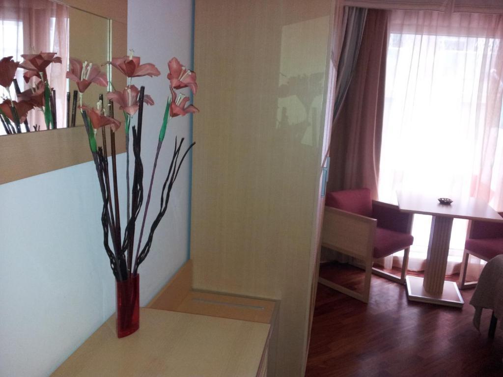 Catania Crossing B&B - Rooms & Comforts Szoba fotó